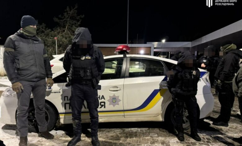 Правоохоронців-здирників викрито на "гарячому"